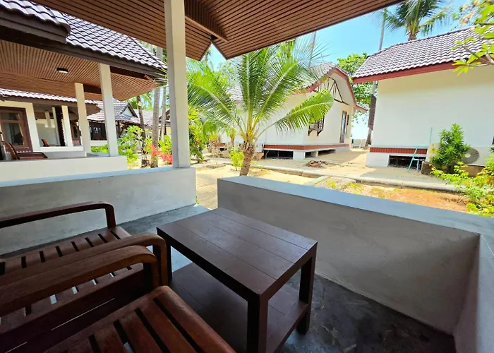 First Bungalow Beach Resort - SHA Plus Strand von Chaweng