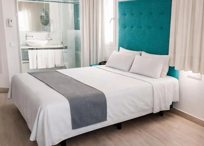 Hotel Roca-Mar