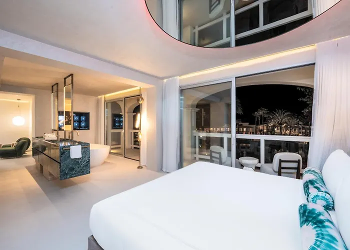 Destino Five Ibiza - 5-Star Grand Luxe Resort - Free Entrance To Pacha Club (Adults Only) Playa De Talamanca