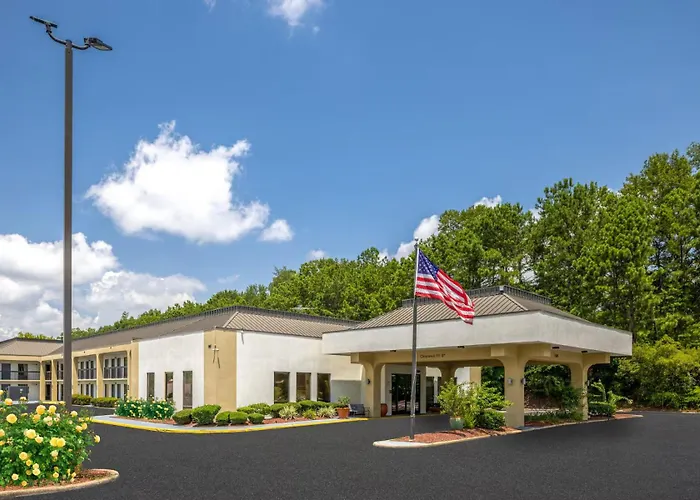 Baymont By Wyndham Columbus Ga