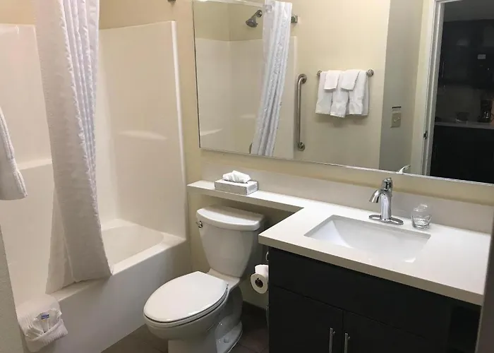 Candlewood Suites Saint Joseph By Ihg
