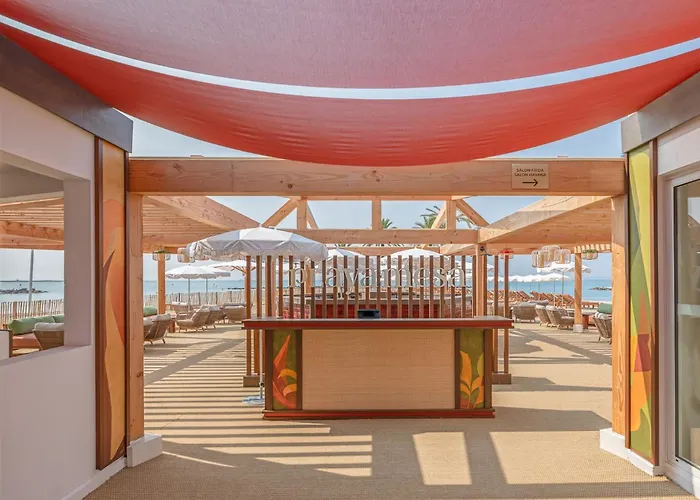 Holiday Inn Nice - Port St Laurent By Ihg