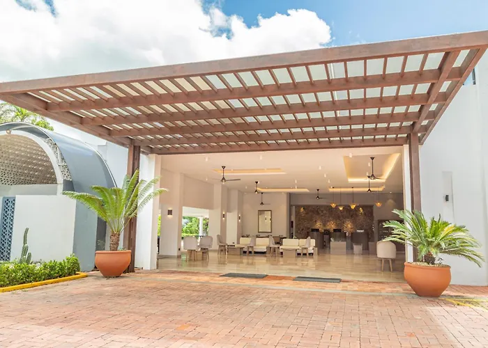 GHL Hotel Club el Puente