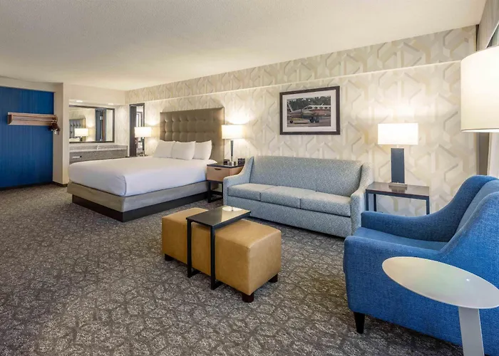 Drury Inn & Suites St. Louis Airport