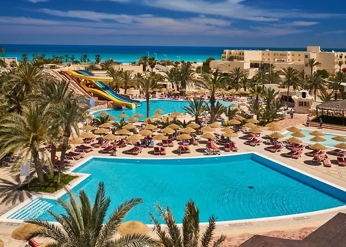 Les Quatre Saisons Ex Baya Beach