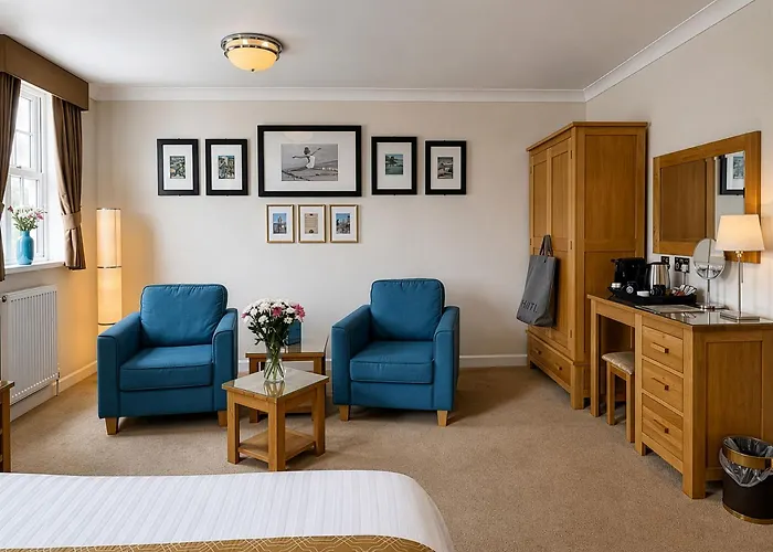 Riviera Lodge Hotel