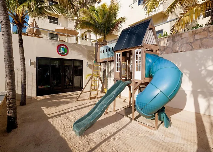 Occidental Tucancún