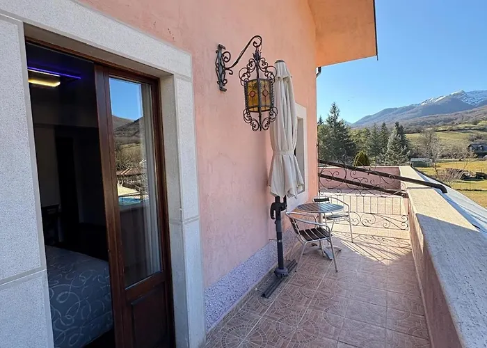 Hotel Bucaneve