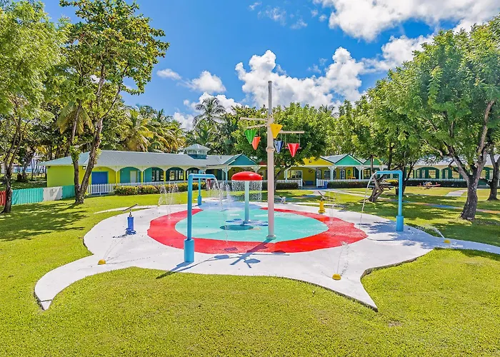 Coconut Bay Beach Resort & Spa All Inclusive