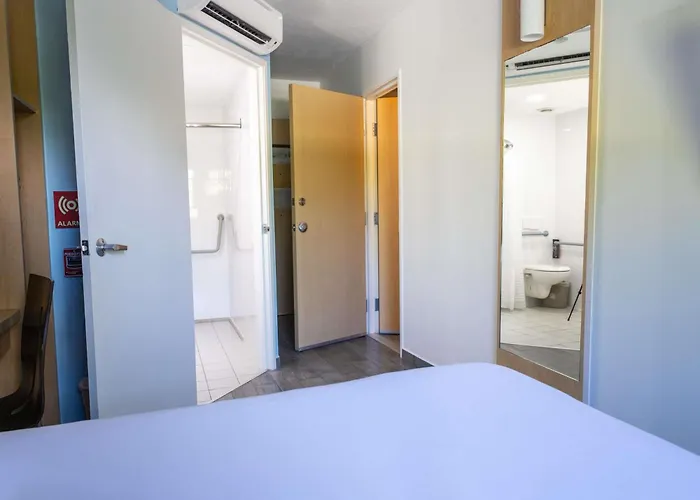 Ibis Merida