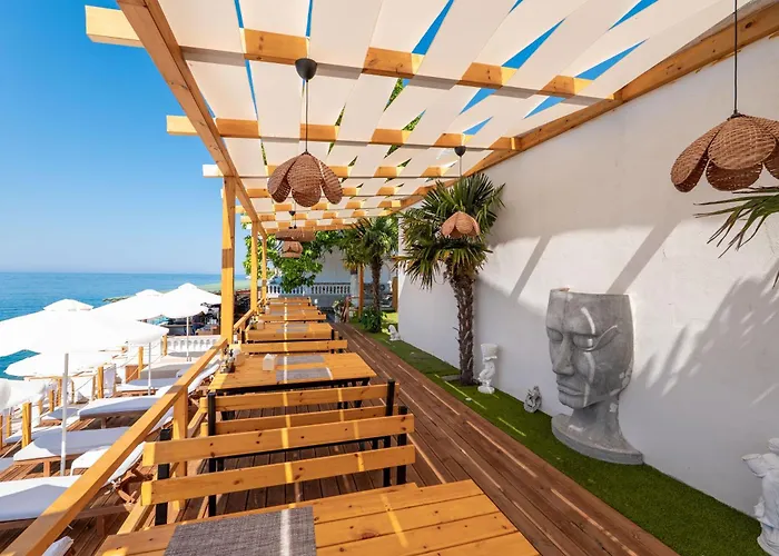 Villa Juna Beach