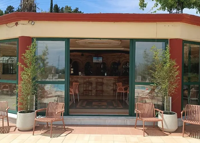 Sunflower Apartments & Studios