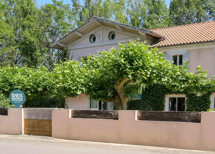Logis Hostellerie du Clos Pité