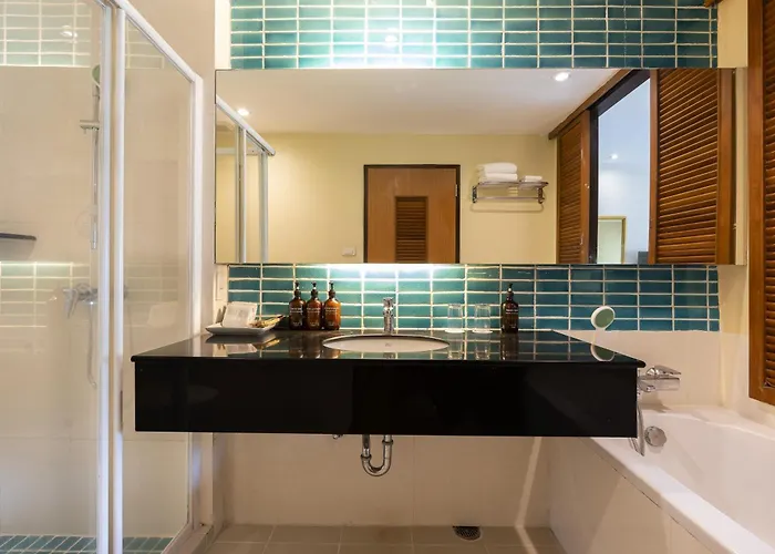 Naithonburi Beach Resort - Sha Extra Plus