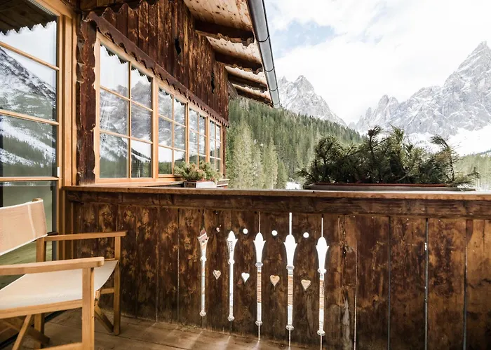 Hotel Dolomitenhof & Chalet Alte Post