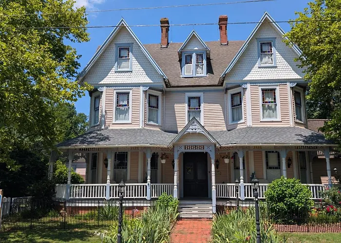 Garden And Sea Inn