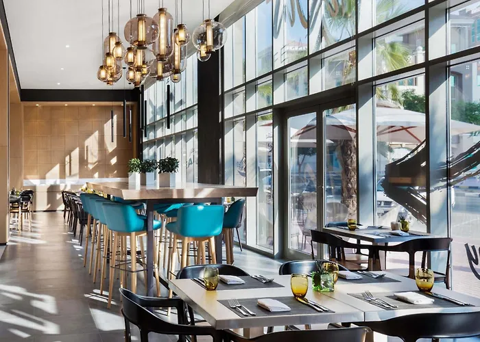 Novotel Bur Dubai - Healthcare City