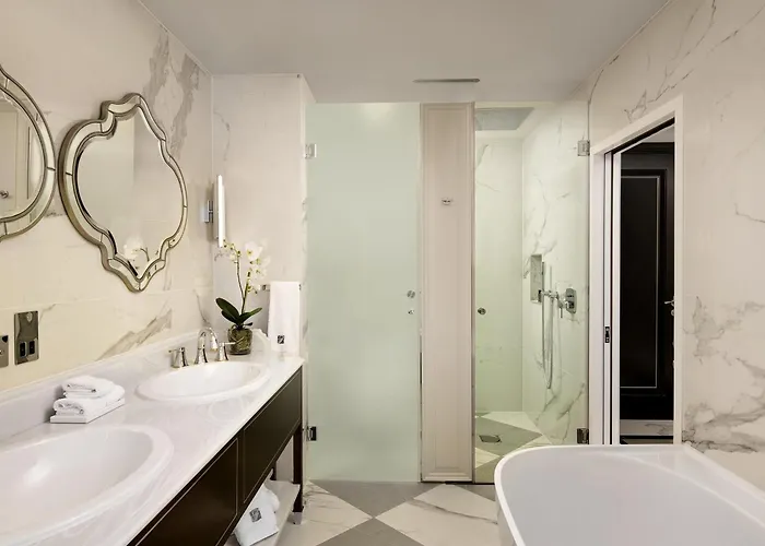 Fairmont Windsor Park