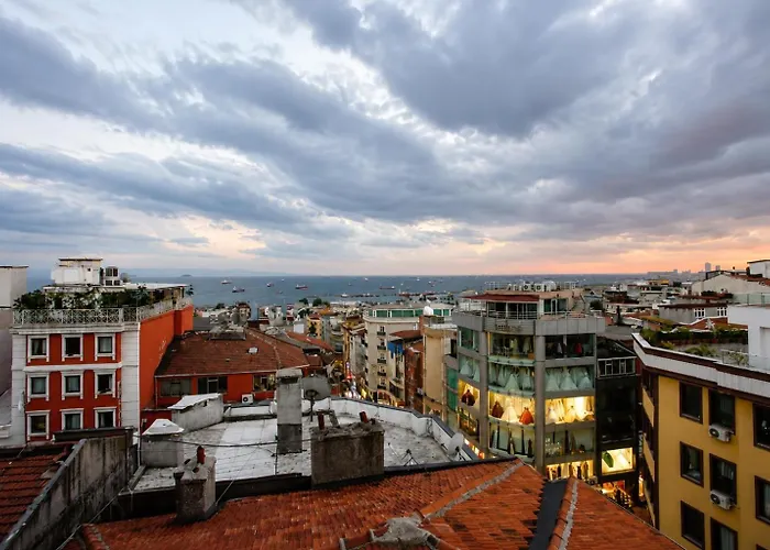The Hotel Beyaz Saray Old City