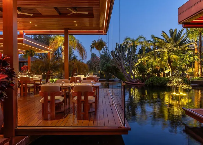 Four Seasons Hotel