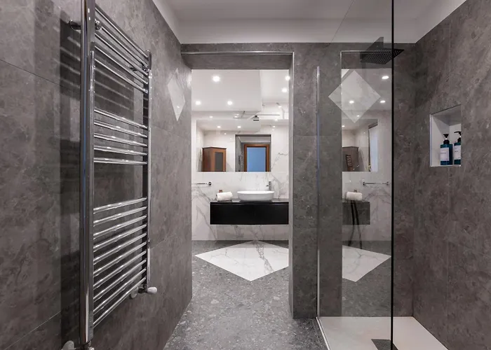Aqua Suites Doria
