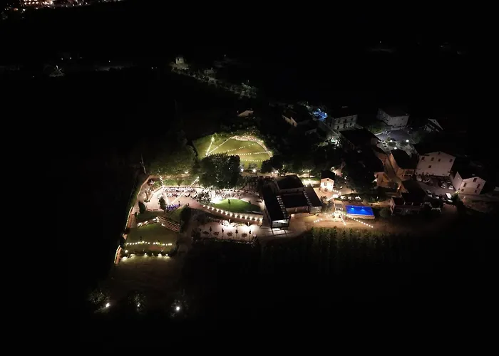 Borgo Baccile by Vini Fantini