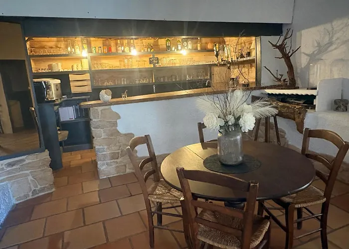 Domaine De Prefaissal