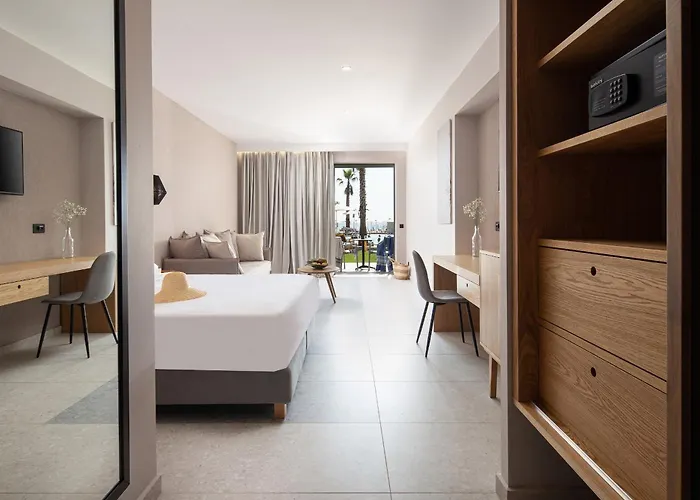Portes Lithos Luxury Resort