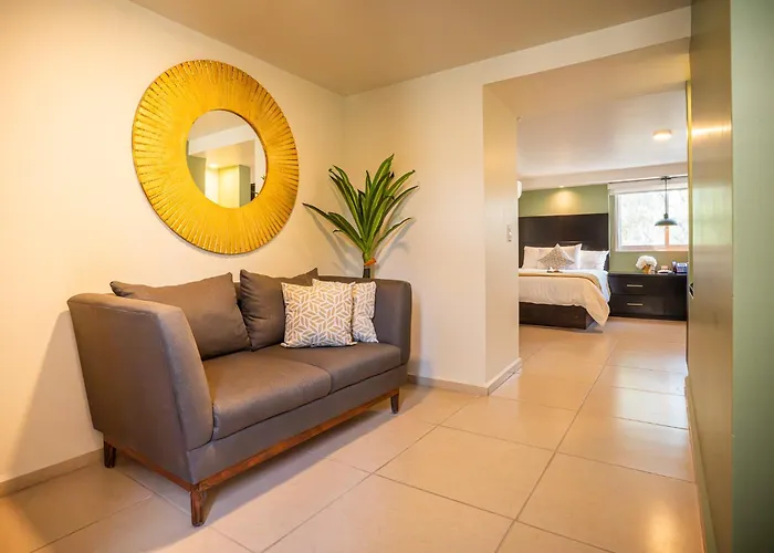 Hotel Omenia