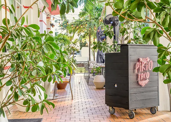 Hotel Rendale Miami