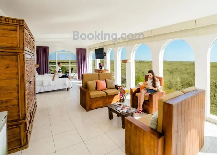 Uxmal Resort Maya