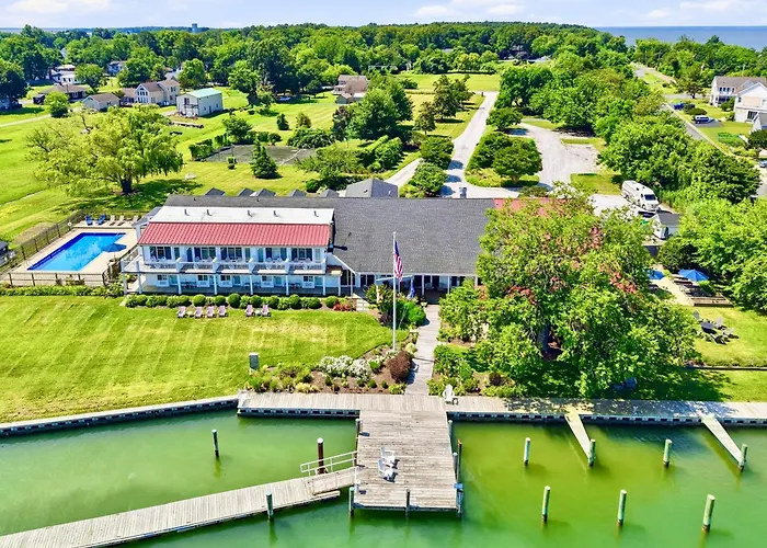 Tilghman Island Inn