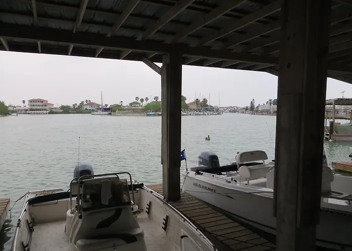 White Sands Inn, Marina, Bar & Grill Port Isabel