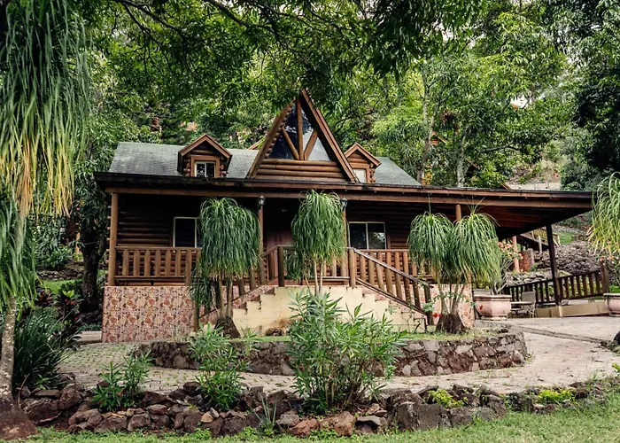 Cumbres Hotel y Cabañas