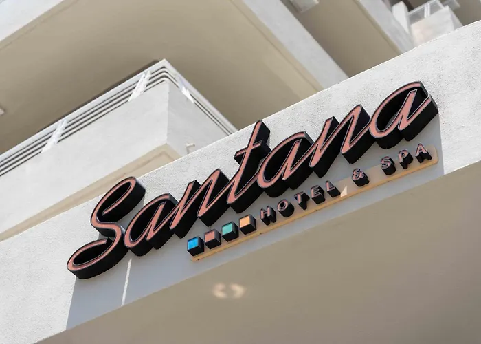 Hotel Santana