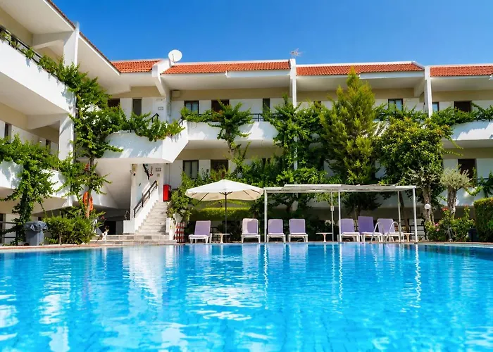 Terinikos Sunny Garden & Junior Suites