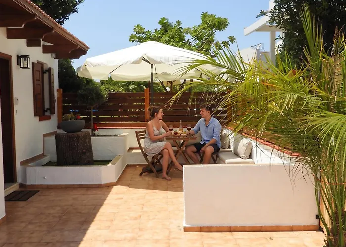 Terinikos Sunny Garden & Junior Suites
