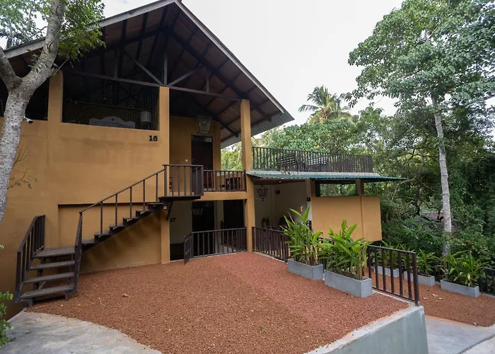 Jungle Village Unawatuna