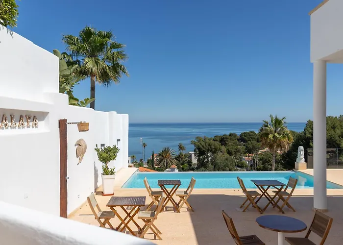 Hoteles con Piscina en Dénia