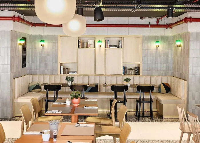 H4 Wyndham Paris Pleyel Hotel Saint-Denis 