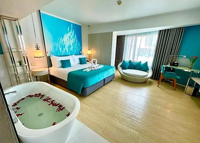 Grand Scenaria Hotel
