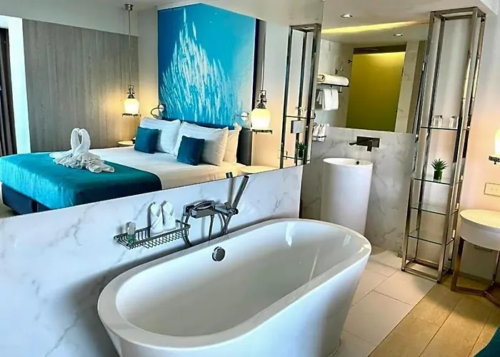 Grand Scenaria Hotel