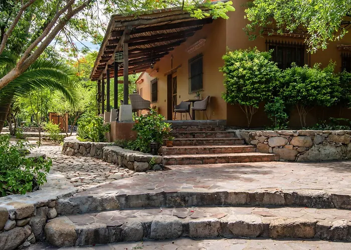 El Pedregal - Hotel en la Naturaleza