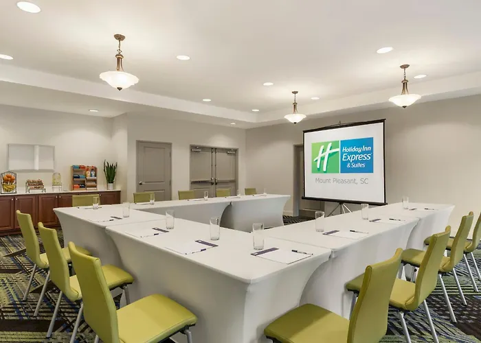Holiday Inn Express & Suites - Charleston By Ihg