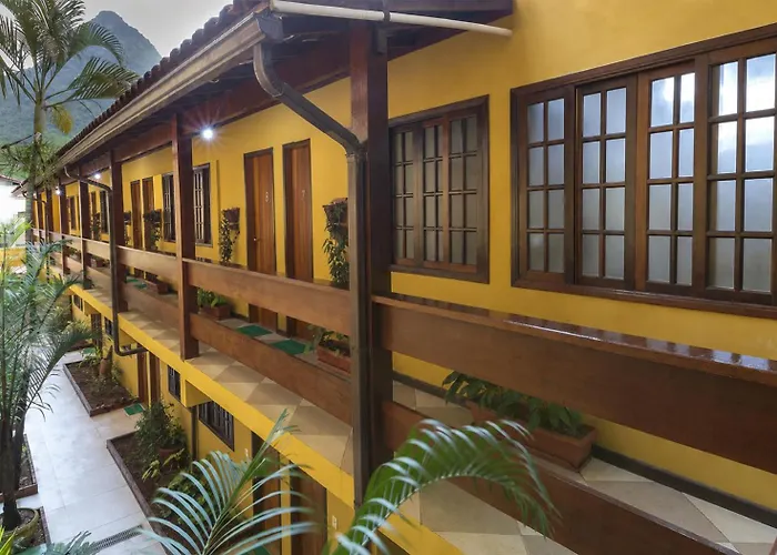 Lonier Praia Inn Flats