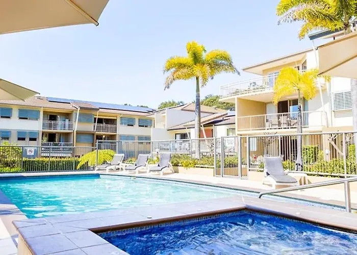 Village Holiday Apartments At Burleigh Heads