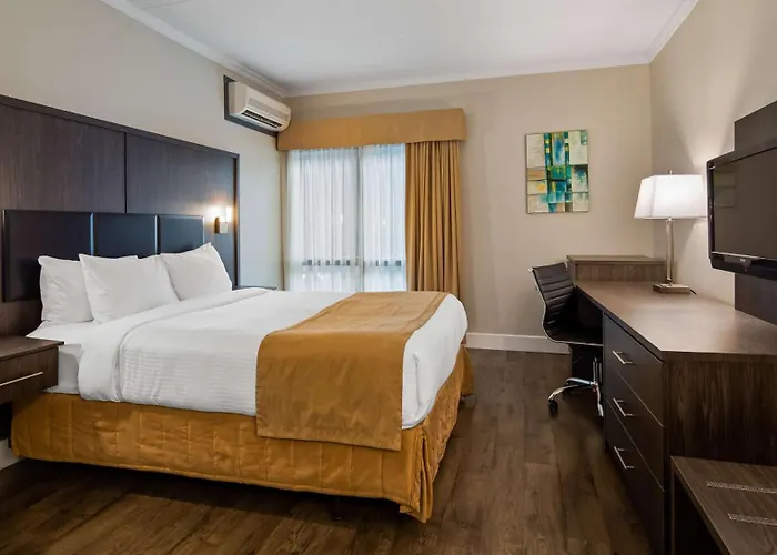 Best Western Laval-Montreal&Conference Centre