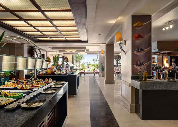 Movenpick Waterpark Resort & Spa Soma Bay