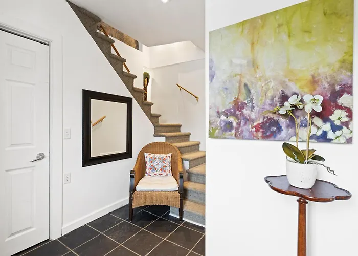 All Suites Whitney Manor