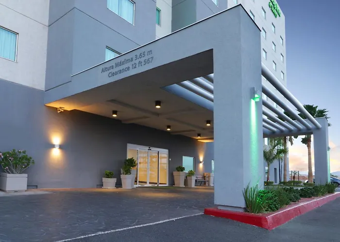 Inn &Suites Aeropuerto